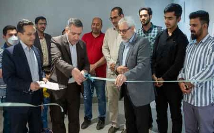 افتتاح نمایشگاه عکس «پنجره ای رو به حیات» در قم افتتاح نمایشگاه عکس «پنجره ای رو به حیات» در قم